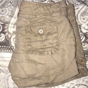 Khaki short shorts